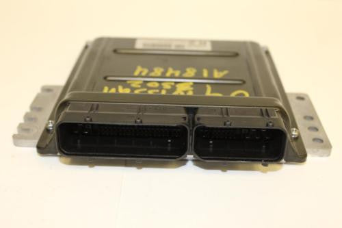 2004 Infiniti G35 Engine Ecu Computer  Control Module MEC35-310 C2 - BIGGSMOTORING.COM