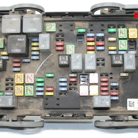 2007-2009 Chevy Tahoe Yukon Junction Engine Fuse Box Relay 15925042