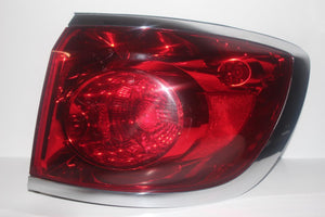 2008-2011 BUICK ENCLAVE PASSENGER SIDE RAER TAIL LIGHT 25954942