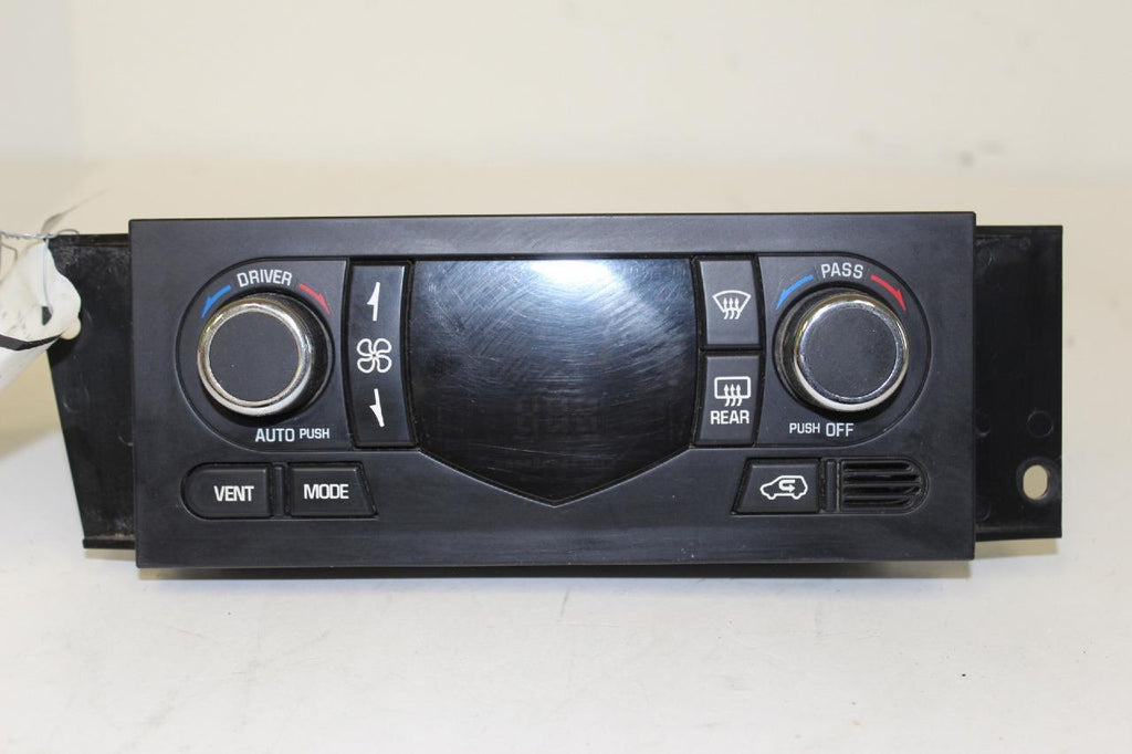 2002-2007 Buick Rendezvous  A/C Heater Climate Control Unit  10339960 - BIGGSMOTORING.COM