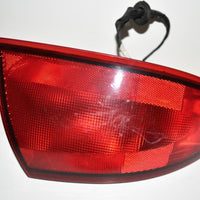 1997-2004 BUICK REGAL DRIVER LEFT SIDE REAR TAIL LIGHT 28505 - BIGGSMOTORING.COM