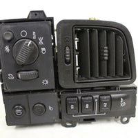 1999-2002 CHEVY SUBURBAN TAHOE YUKON SIERRA HEADLIGHT SWITCH W/VENT & 4×4 BUTTON - BIGGSMOTORING.COM