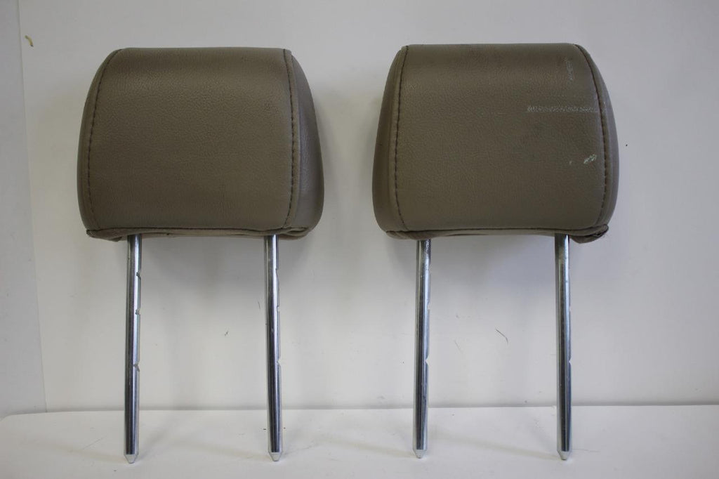 2003 FORD SUPER DUTY  REAR LEFT & RIGHT  LEATHER HEADREST - BIGGSMOTORING.COM