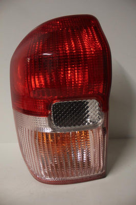 2001-2003 TOYOTA RAV4 DRIVER LEFT SIDE REAR TAIL LIGHT  28095 - BIGGSMOTORING.COM