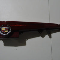 03-07 CADILLAC CTS DECK LID CENTER 3rd BRAKE TAILLIGHT TAIL LIGHT TESTED SEE PIC - BIGGSMOTORING.COM