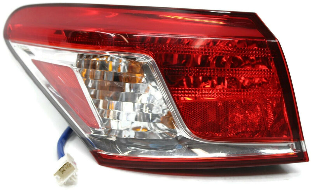 2010-2012 Lexus ES 350 Driver  Side Rear Tail Light