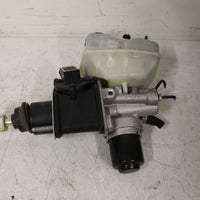 2003-2006 Mercedes Benz Sl500 R230 Brake Booster Master Cylinder Reservoir - BIGGSMOTORING.COM
