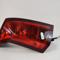 2003-2007 CADILLAC CTS DRIVER LEFT SIDE REAR TAIL LIGHT 10010605 - BIGGSMOTORING.COM