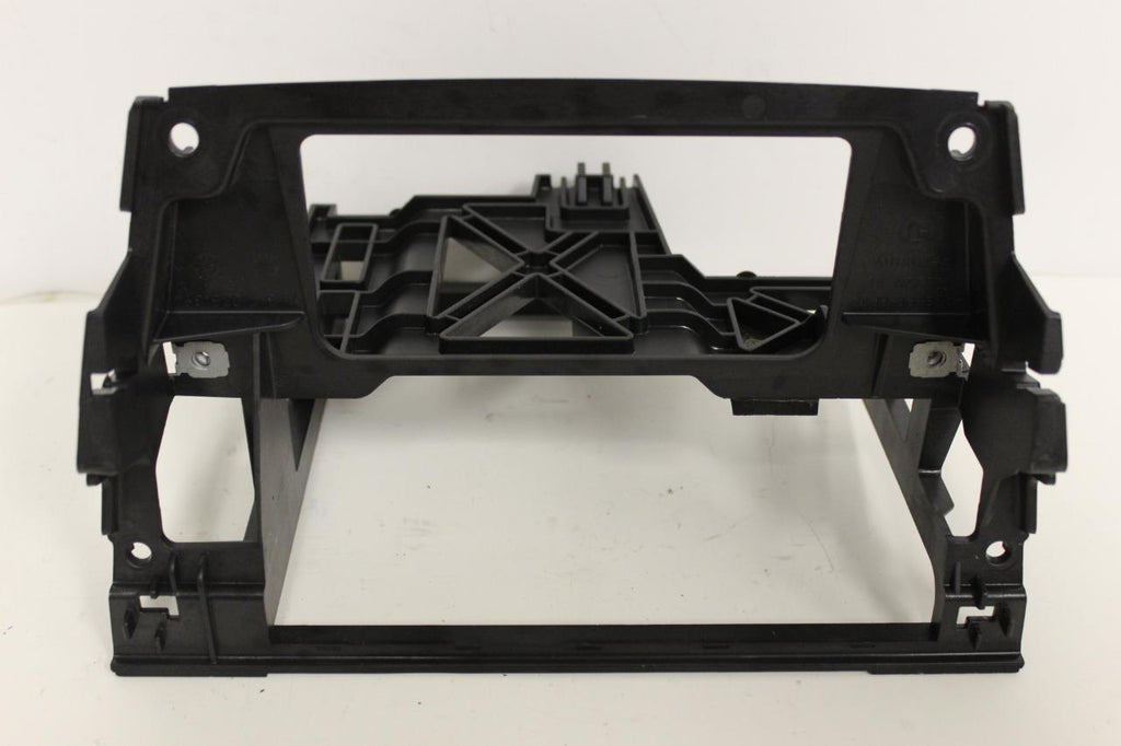 2007-2010 BMW 325 DASH RADIO FRAME 5145 7 075 394