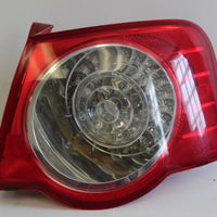 2006-2010 VOLKSWAGEN PASSAT PASSENGER SIDE REAR TAIL LIGHT