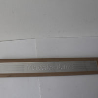 2006-2011 Mercedes Benz Ml350 Ml500 Passenger  Side  Front Door Sill Plate