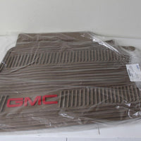 2007-2012 GMC YUKON PREMIUM FRONT ALL WEATHER CASHMERE FLOOR MATS W/ LOGO