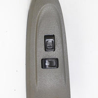 2002-2005 Chevy Trailblazer Passenger Side Window Switch 15136125 - BIGGSMOTORING.COM