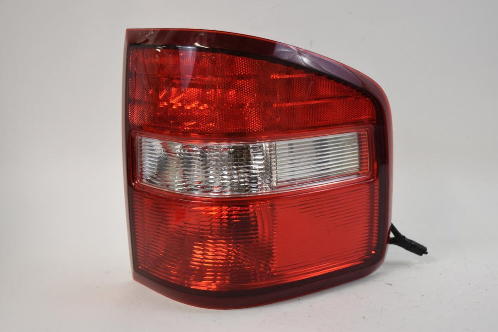 2004-2008 FORD F150 PASSENGER RIGHT STEPSIDE TAIL LIGHT AIP2RST-04TK - BIGGSMOTORING.COM