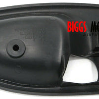 1998-2005 Chevy Jimmy Blazer S10 Front Left Side Door Handle Trim 15018371 - BIGGSMOTORING.COM